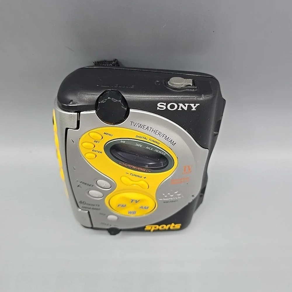 Sony Yellow Black Silver Portable Cassette Player TV/FM/AM Sports